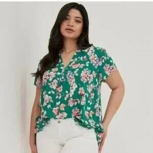 Torrid Georgette Hi-Low Short Sleeve Blouse Floral Green Print Size 3